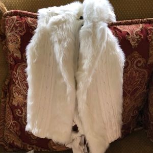 Small faux fur winter white vest sweater